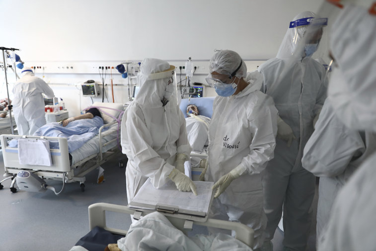 Imaginea articolului 2.000 de medici şi 6.000 de asistenţi au fost suspendaţi în Italia pentru că au refuzat să se vaccineze anti-COVID