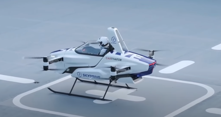 Imaginea articolului VIDEO: A avut loc primul zbor cu cea mai mică maşină zburătoare 