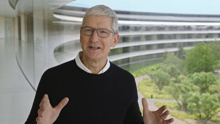 Imaginea articolului CEO-ul Apple, Tim Cook, va păstra unele obiceiuri ale tele-muncii şi după criză. Doar 15% din angajaţi au revenit la birou