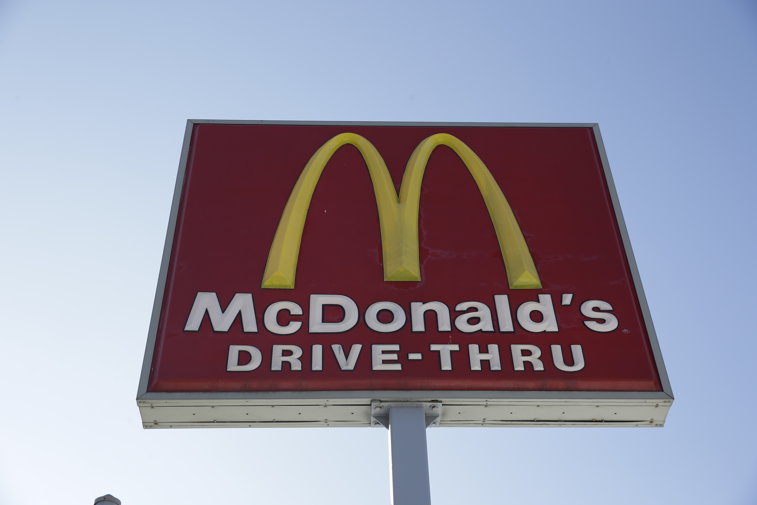 Imaginea articolului „Doriţi şi cartofi prăjiţi?” Cum s-ar putea schimba comanda drive-thru la McDonald's 