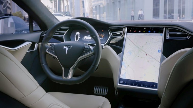 Imaginea articolului Tesla este chemată în instanţă pentru fatalităţile provocate de sistemul pilot automat 