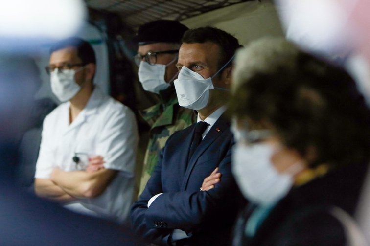 Imaginea articolului Franţa învaţă de pe urma pandemiei. Va investi 4 miliarde de euro în producţia de materiale de protecţie 