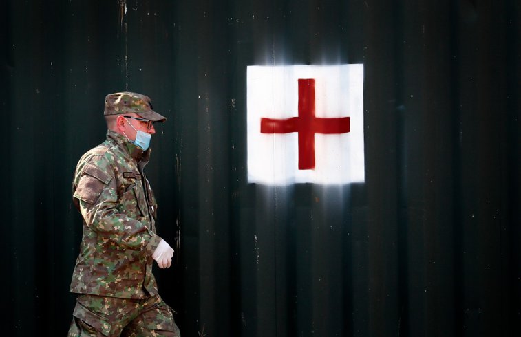 Imaginea articolului De ce nu funcţionează militarizarea spitalelor? Sindicate: Bat cu pumnul în masă, impunerile de gen militar nu ne ajută