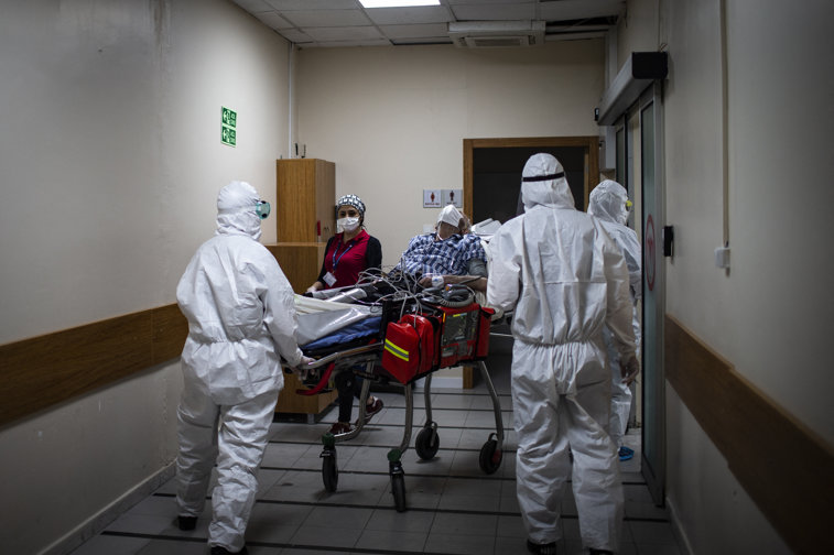 Imaginea articolului Dosar penal deschis după apariţia unui focar de Covid la un centru de recuperare din Filiaşi: 86 de persoane infectate