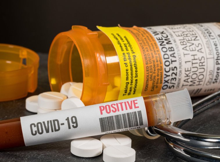 Imaginea articolului Tratamente inutile? Două dintre medicamentele aflate în schema de tratament pentru COVID-19 în România nu au niciun beneficiu, ci mai multe efecte secundare
