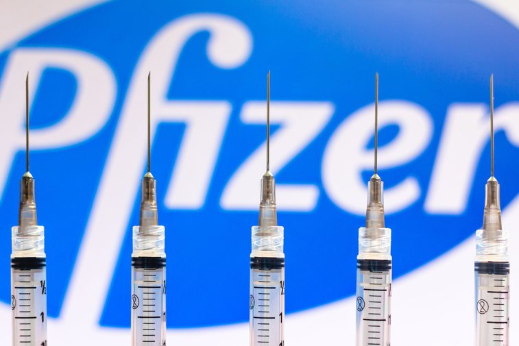 Imaginea articolului Americanii se apropie de autorizarea vaccinului Pfizer-BioNTech