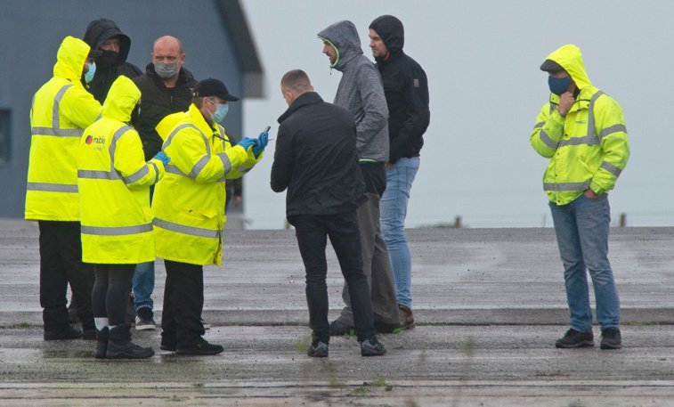 Imaginea articolului Tot mai mulţi oameni ajung din Marea Britanie în Franţa, pe măsură ce restricţiile se relaxează