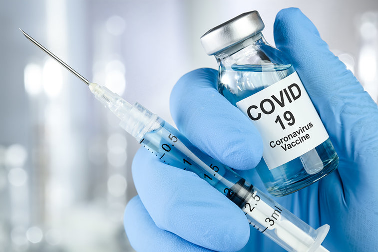 Imaginea articolului Bolnavii cronici cer vaccinul anti COVID-19 nefolosit 