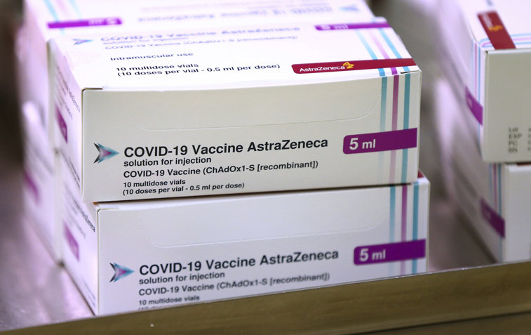 Imaginea articolului Irlanda a decis întreruperea vaccinării cu serul AstraZeneca. ”Este o măsură de precauţie”