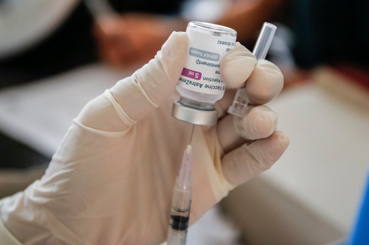 Imaginea articolului O altă ţară din Europa a suspendat vaccinările cu prima doză de AstraZeneca, după decesul unui pacient care primise serul