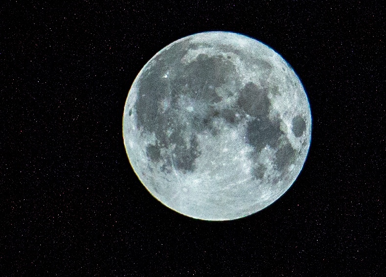HOROSCOP Joi, 8 decembrie – Lună Plină în Gemeni. Aceste discuţii schimbă totul