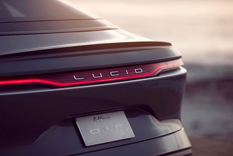 Imaginea articolului Lucid Air este concurenta directă pentru Tesla Model S