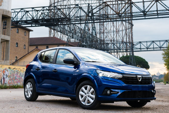 Imaginea articolului Cea mai bine vândută maşină din Europa este electrică: Dacia face senzaţie în Top 10

