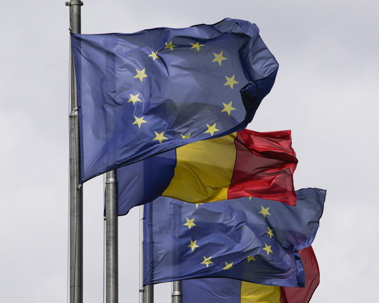 Imaginea articolului Se împlinesc 14 ani de când România a devenit membră a Uniunii Europene. Ce schimbări a produs integrarea pe piaţa europeană în aceşti ani