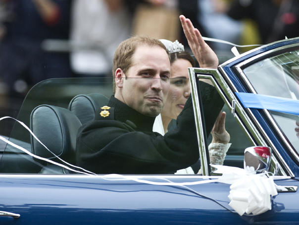 Imaginea articolului Fotografii din viaţa prinţului William care au stârnit controverse în Marea Britanie. Informaţii militare confidenţiale, postate pe internet - GALERIE FOTO