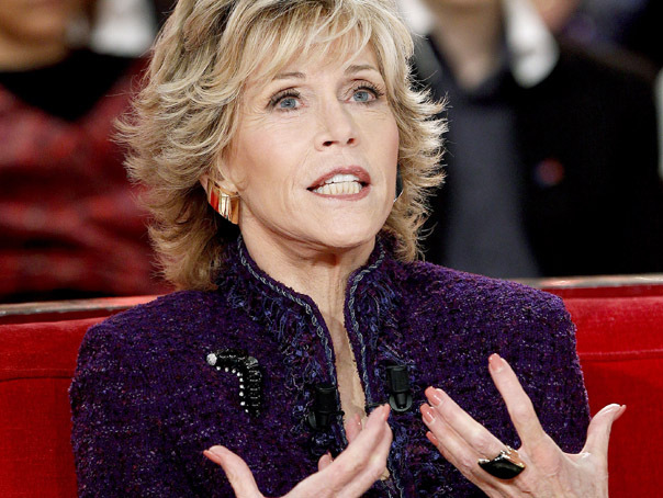 Imaginea articolului Jane Fonda vorbeşte, la 74 de ani, despre antrenamentele chinuitoare şi yoga: "Obişnuiam să caut numai durere"