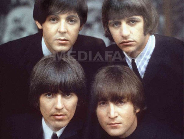 Imaginea articolului O versiune rară a unui album al trupei The Beatles, vândută cu 12.000 de lire sterline