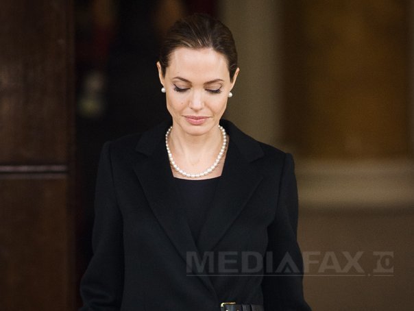 Imaginea articolului Angelina Jolie, discretă privind dubla mastectomie. Principalele apariţii publice ale actriţei în perioada operaţiilor suferite - FOTO