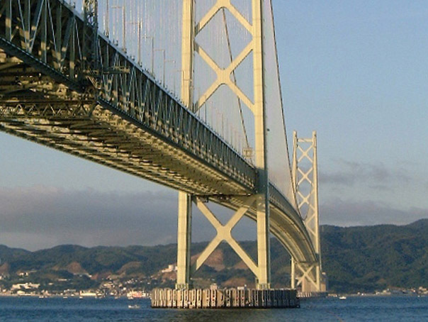 Imaginea articolului Construcţii inedite: Cele mai lungi poduri din lume şi poveştile acestora - FOTO, VIDEO
