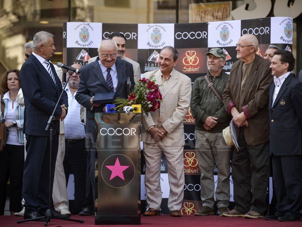Imaginea articolului Alexandru Arşinel, Ion Dichiseanu şi Sergiu Nicolaescu, omagiaţi cu stele pe Aleea Celebrităţilor - GALERIE FOTO