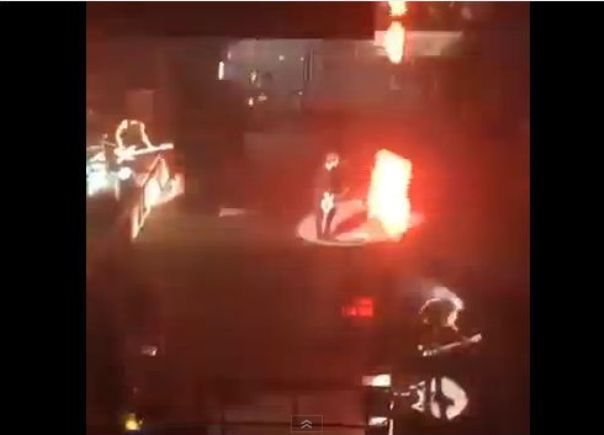 Imaginea articolului Chitaristul trupei 5 Seconds of Summer s-a rănit în timpul unui concert - FOTO, VIDEO