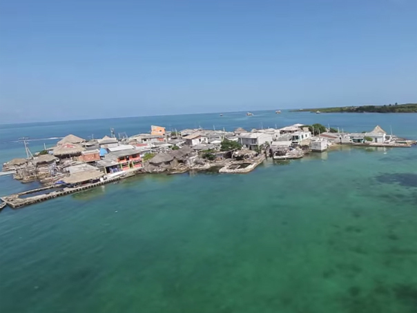 Imaginea articolului Cea mai aglomerată insulă din lume - FOTO, VIDEO