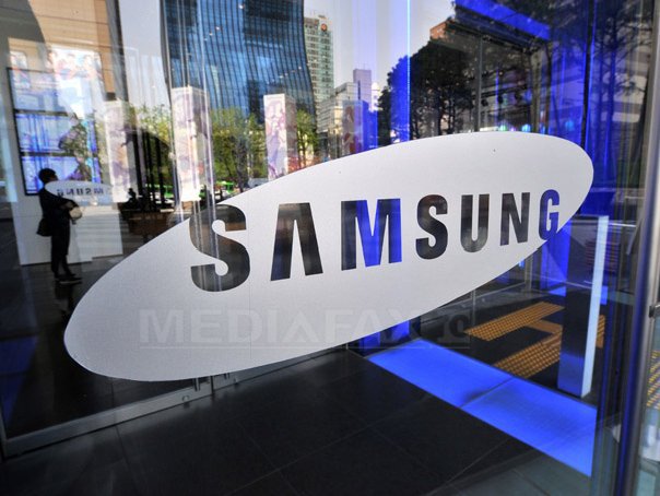 Imaginea articolului Samsung ar putea lansa un smartphone cu display flexibil