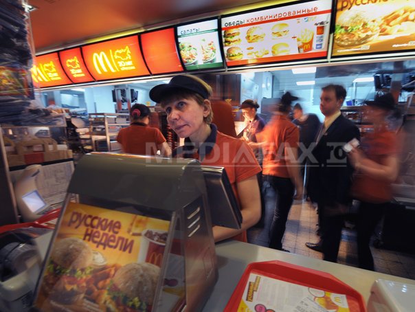 Imaginea articolului Scenă de ,,Fight Club" într-un McDonald's din Amsterdam - VIDEO 
