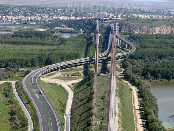 Imaginea articolului Podul istoric de peste Dunăre din Cernavodă, testat cu preţul vieţii de creatorul lui, Anghel Saligny