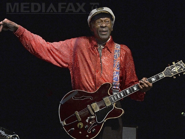 Imaginea articolului Legenda rock'n'roll-ului Chuck Berry, album istoric la 90 de ani, dedicat soţiei:"Dragă, îmbătrânesc" - VIDEO 