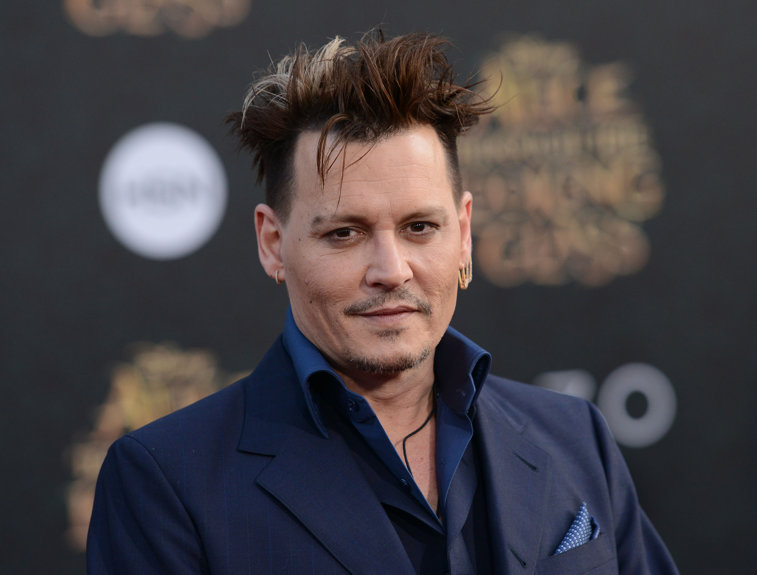 Imaginea articolului Johnny Depp va juca în sequelul "Fantastic Beasts and Where to Find Them" - VIDEO
