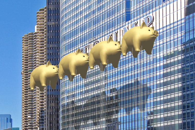 Imaginea articolului Numele lui Donald Trump de pe turnul său din New York, mascat de baloane în formă de porci zburători