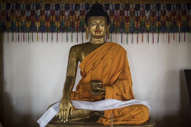 Imaginea articolului Scheletul unui călugăr, mort acum 900 de ani, a fost găsit în interiorul unei statui. Explicaţia specialiştilor - FOTO