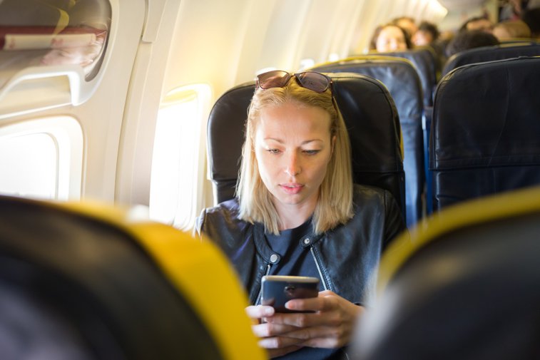 Imaginea articolului Când vom putea vorbi la telefon în timpul zborului cu avionul 