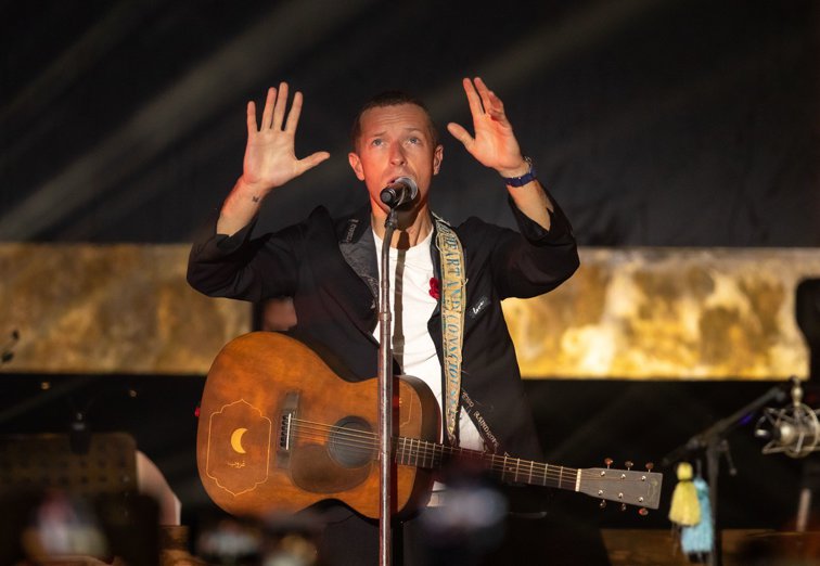Imaginea articolului Momentul în care Chris Martin se ceartă cu fanii Coldplay. Cum au reuşit să-l enerveze pe solist: „Nu ţipa la mine!” - VIDEO
