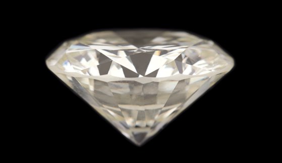 Imaginea articolului Cel mai mare diamant scos la vânzare în România are un preţ estimat la 45.000-65.000 euro | FOTO