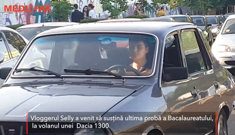 Imaginea articolului Apariţie neaşteptată la BAC: Vloggerul Selly a schimbat maşina de 70 de mii de euro pe o Dacia 1300