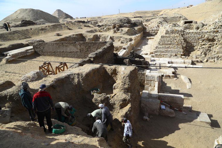 Imaginea articolului VIDEO Descoperiri majore, care „vor rescrie istoria”, la situl arheologic Saqqara din Egipt