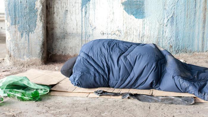 Imaginea articolului Mii de căşti stricate ar putea ajunge la oamenii fără adăpost pentru a-i ajuta să se ferească de frig 