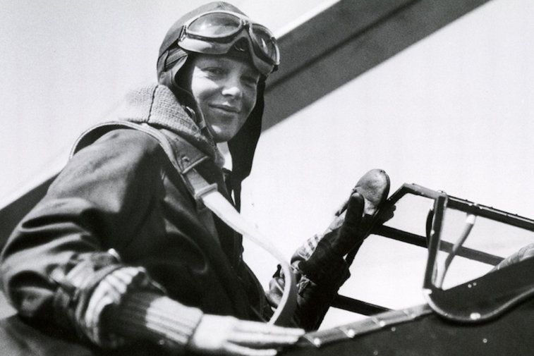 Imaginea articolului  89 de ani de când Amelia Earhart devenea prima femeie care traversa în zbor, fără escală, Oceanul Atlantic