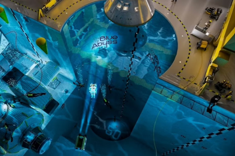 Imaginea articolului VIDEO Cea mai adâncă piscină din lume, construită în Europa. Blue Abyss, bazinul de 42.000 de metri cubi unde se vor antrena şi astronauţii