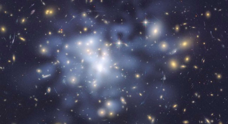 Imaginea articolului O stea misterioasă, alcătuită din materie întunecată, a fost observată de astronomi