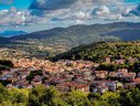 Imaginea articolului Un oraş din Sardinia le permite nomazilor digitali să închirieze o casă pentru 1 euro