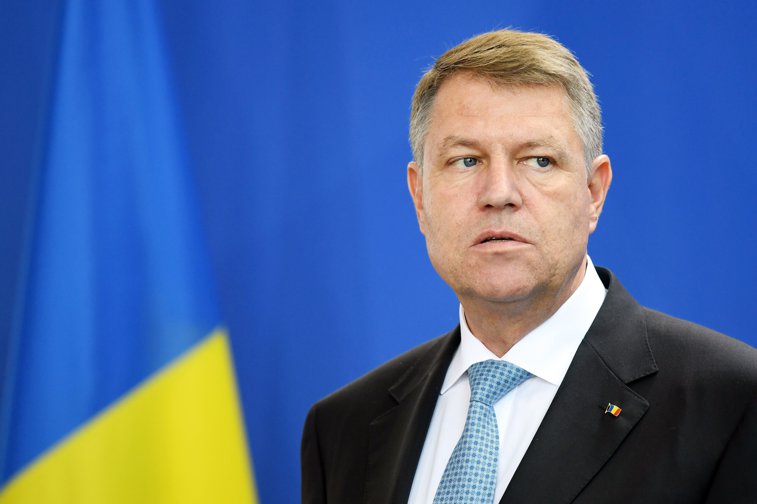 Imaginea articolului Klaus Iohannis has signed the law that provides for higher fines for false calls to 112 number