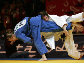 Imaginea articolului Romanian Judoka Alina Dumitru Wins Gold At Euro Champs In Lisbon