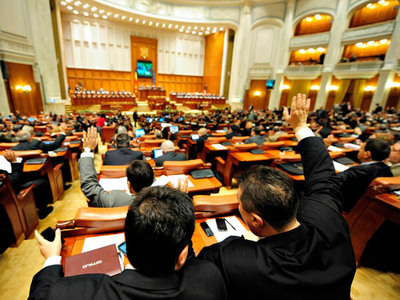 Imaginea articolului Romania’s Hungarian Minority Party Lawmaker Cseke Attila Accepts Health Minister Position