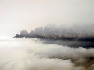 Imaginea articolului Over 30 Flights Canceled In Romania Due To Volcanic Ash Cloud