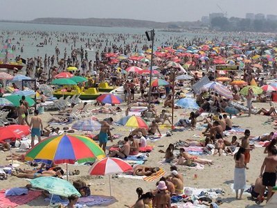 Imaginea articolului Nearly 150,000 Tourists Spent Weekend On Romanian Black Sea Coast