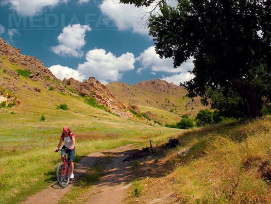 Imaginea articolului Romanian Tourism Ministry To Set Up National Bike Tourism Network