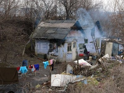 Imaginea articolului Over 6.6 Million Romanians Suffered Severe Material Deprivation In 2010, Highest Number In EU